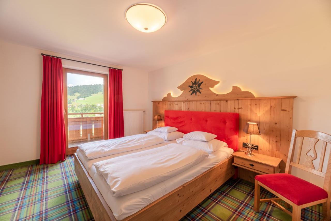 Relais & Chateaux Gut Steinbach Hotel Chalets Spa ريت ام وينكل المظهر الخارجي الصورة